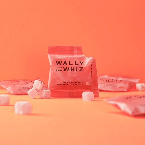 Wally and Whiz Weingummi - Pink Grapefruit umhüllt von Aprikose
